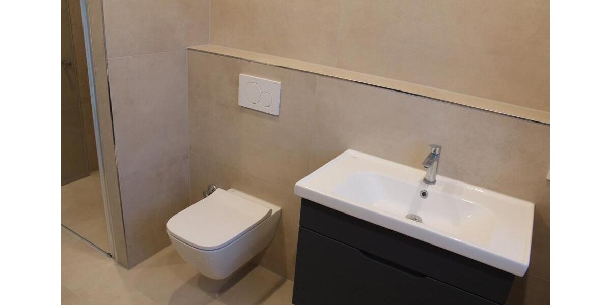 Etagenwohnung Rüsselsheim am Main - 3 Zimmer, 97 m&sup2;, 1.600&euro; | Angebot:26442716