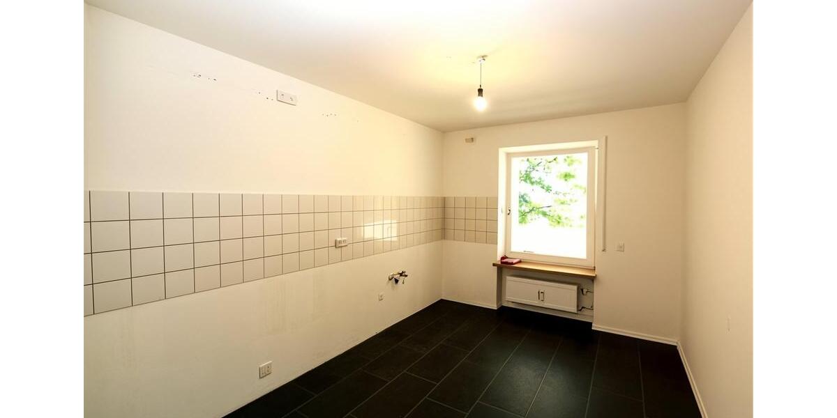 Erdgeschoßwohnung Landau an der Isar - 3 Zimmer, 103 m&sup2;, 900&euro; | Angebot:26663378