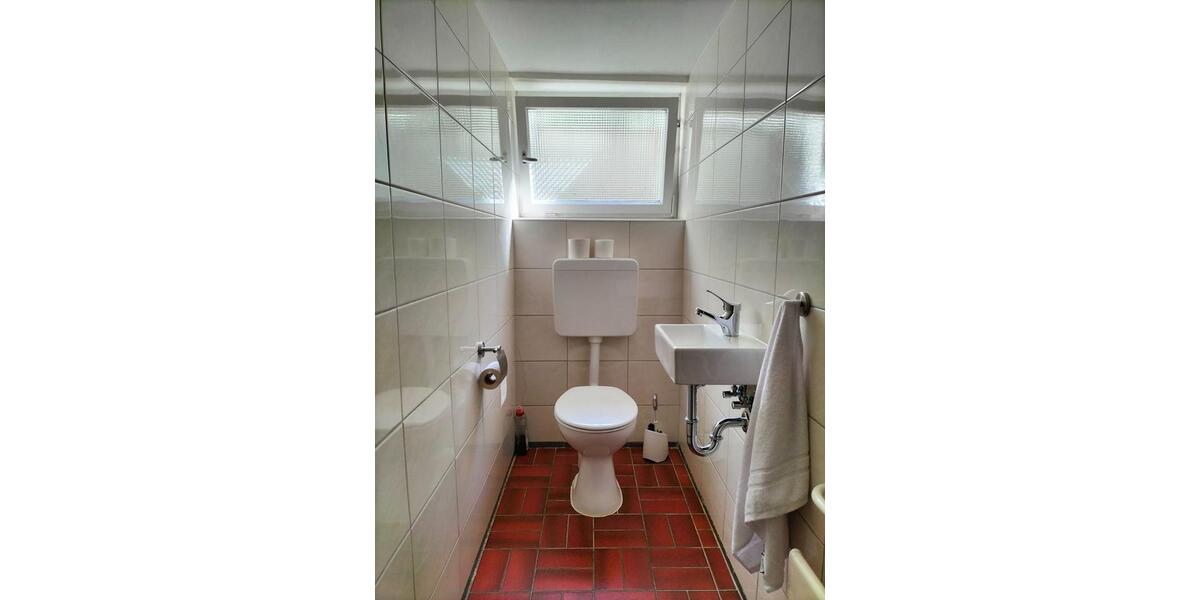 Etagenwohnung Bad Urach - 3 Zimmer, 76 m&sup2;, 1.000&euro; | Angebot:24571985