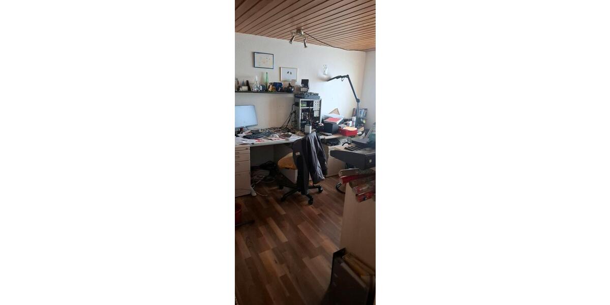Hochparterre Ahnatal - 6 Zimmer, 140 m&sup2;, 1.200&euro; | Angebot:26581586