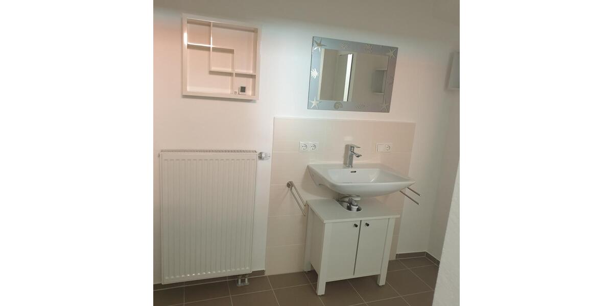 Wohnen auf Zeit Pfarrkirchen - 3 Zimmer, 85 m&sup2;, 85&euro; | Angebot:23810872