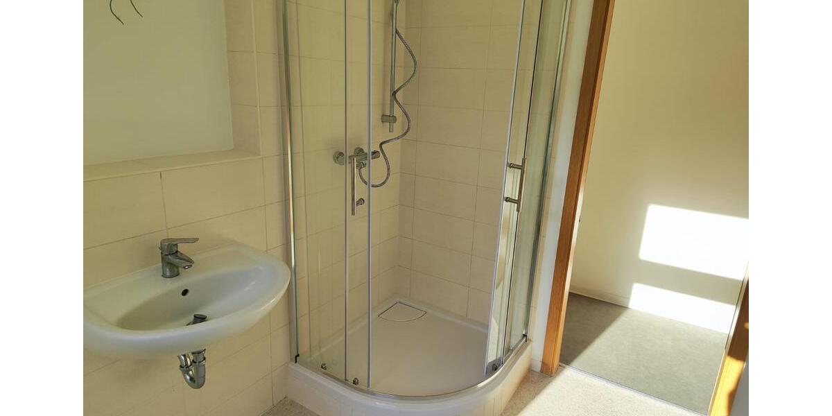 Etagenwohnung Hettstedt - 3 Zimmer, 96 m&sup2;, 500&euro; | Angebot:25710695