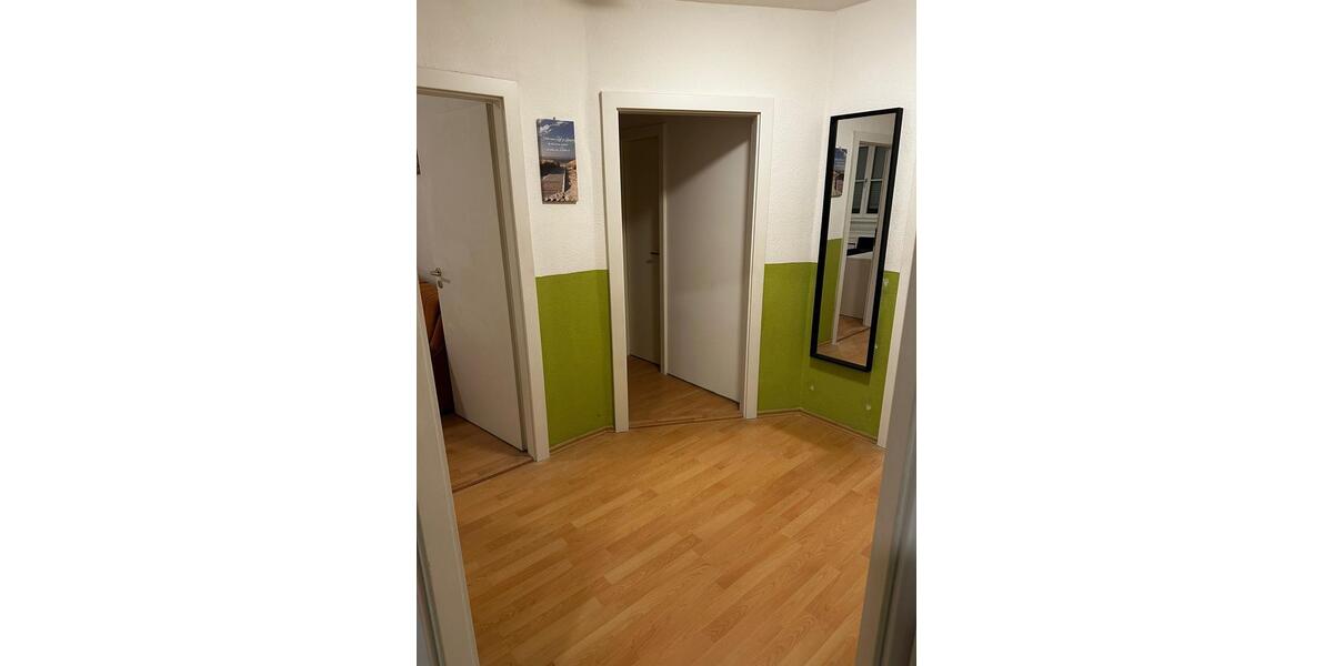 Wohnen auf Zeit Berlin Hellersdorf - 4 Zimmer, 68 m&sup2;, 450&euro; | Angebot:26386504