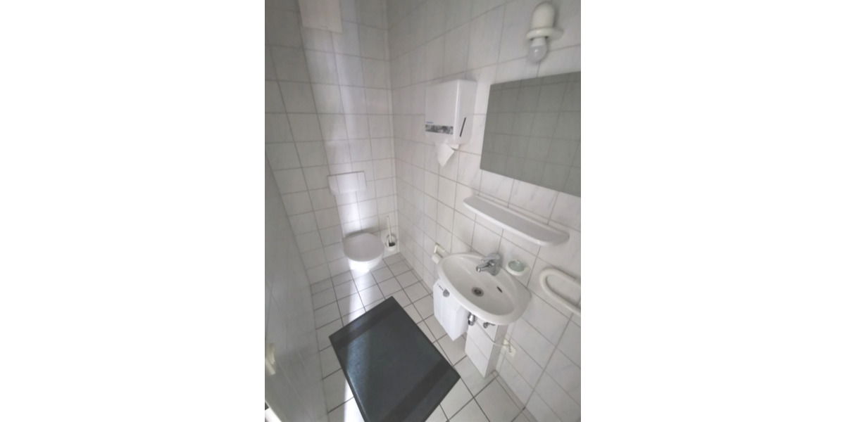 Gewerbeobjekt Engen Welschingen - 3 Zimmer, 86 m&sup2;, 473&euro; | Angebot:25742412