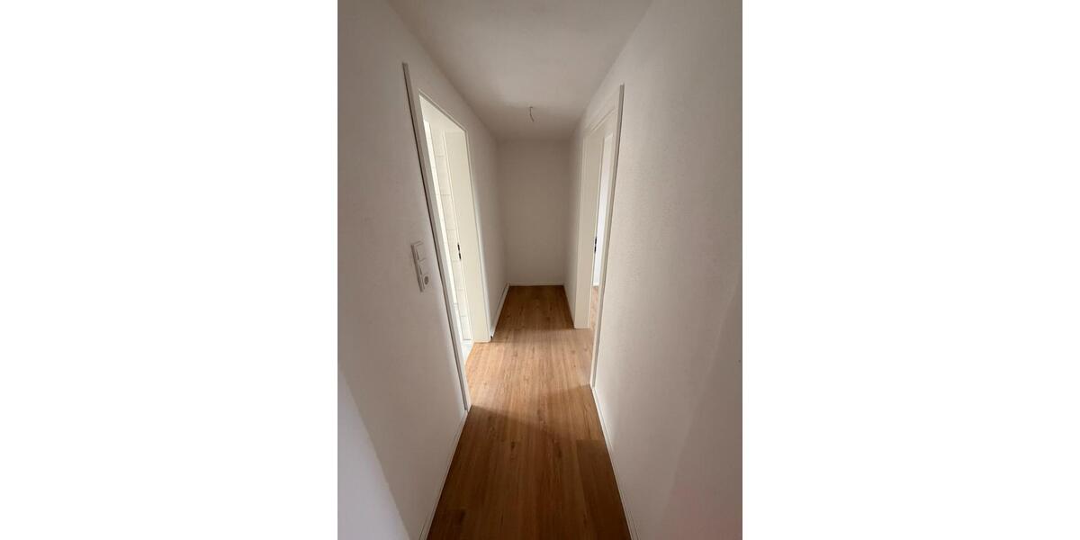 Dachgeschoßwohnung Neustadt an der Waldnaab - 3 Zimmer, 77 m&sup2;, 885&euro; | Angebot:25942921