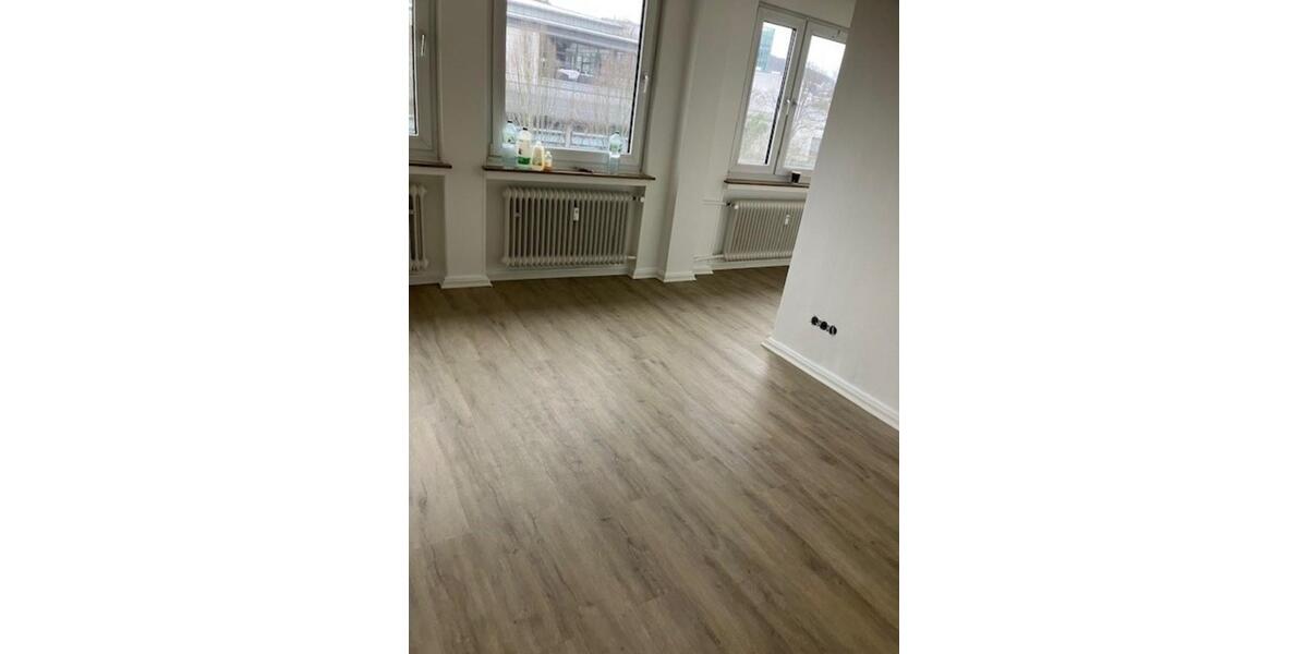 Etagenwohnung Siegen - 3 Zimmer, 86 m&sup2;, 860&euro; | Angebot:24901800