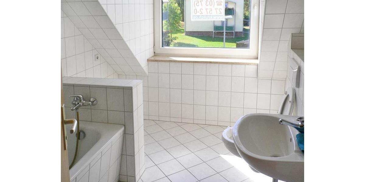 Dachgeschoßwohnung Reichenbach im Vogtland Obermylau - 1 Zimmer, 31 m&sup2;, 179&euro; | Angebot:25854254