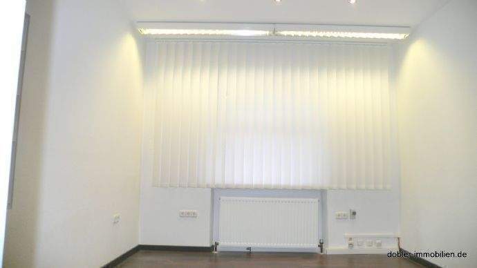 Gewerbeobjekt Nürnberg Lichtenhof - 3 Zimmer, 72 m&sup2;, 690&euro; | Angebot:24596081