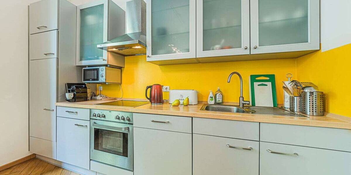 Etagenwohnung Frankfurt am Main Sachsenhausen - 2 Zimmer, 62 m&sup2;, 1.700&euro; | Angebot:26076041