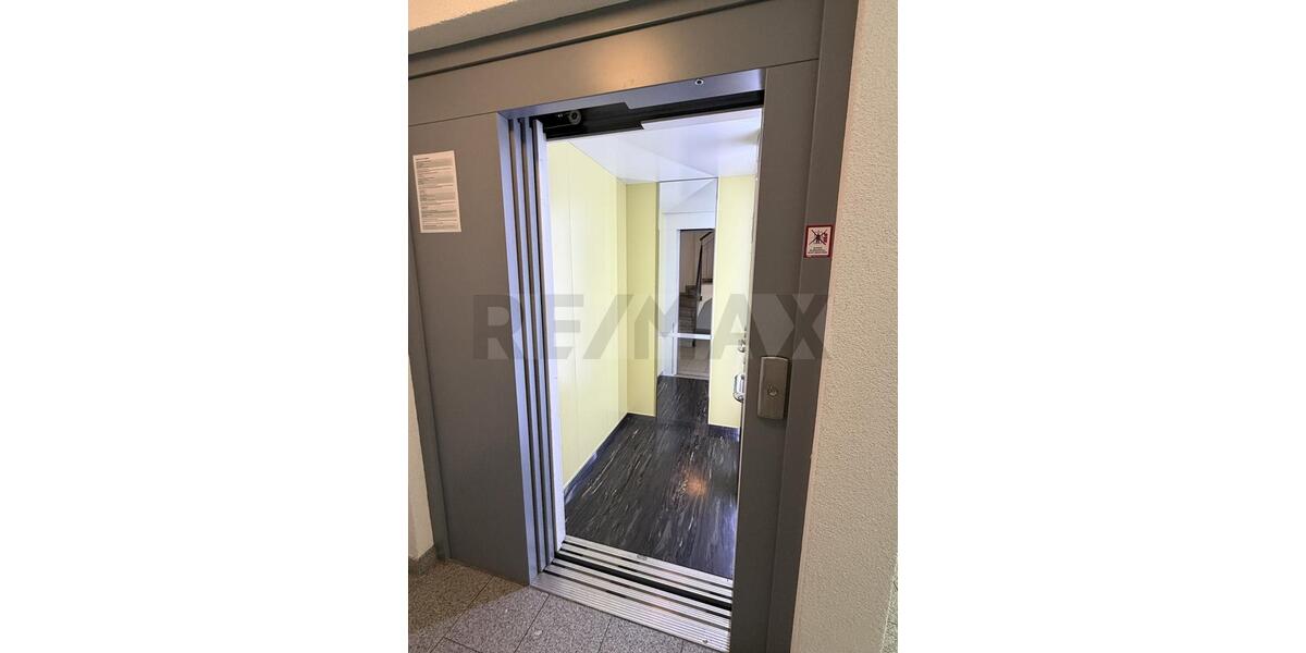Etagenwohnung Göppingen - 3 Zimmer, 88 m&sup2;, 990&euro; | Angebot:26591795