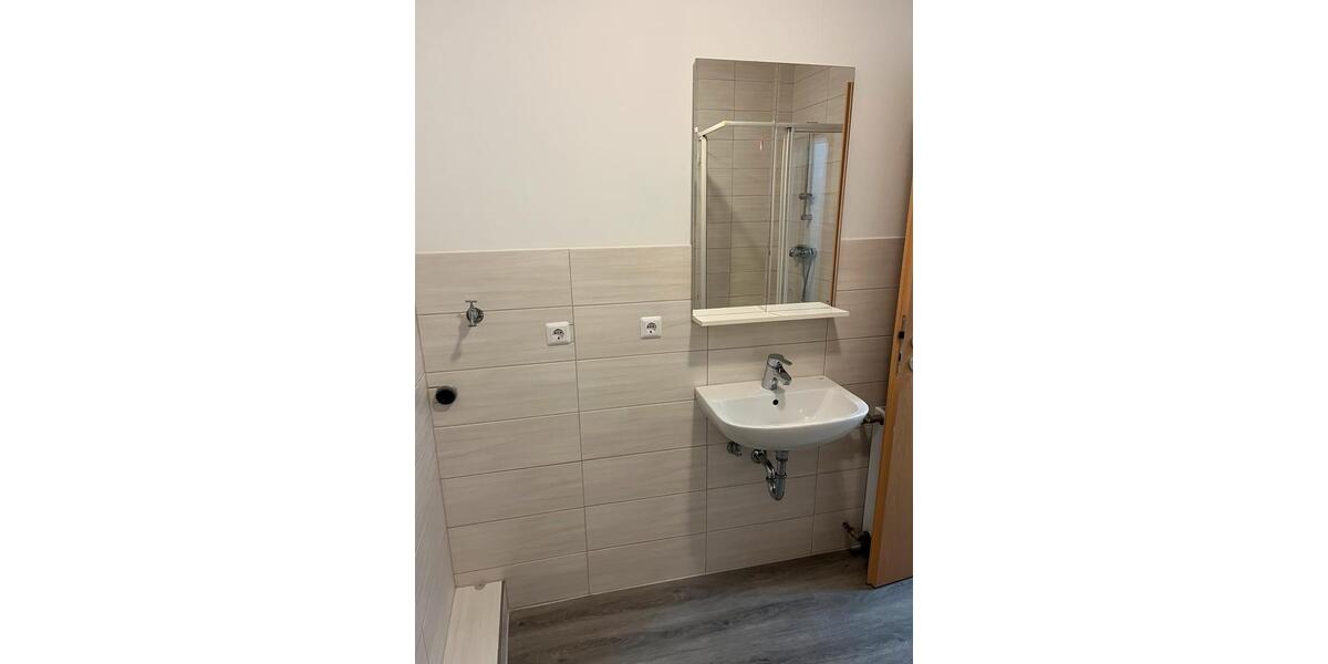 Etagenwohnung Volkmarsen - 4 Zimmer, 85 m&sup2;, 560&euro; | Angebot:25873648