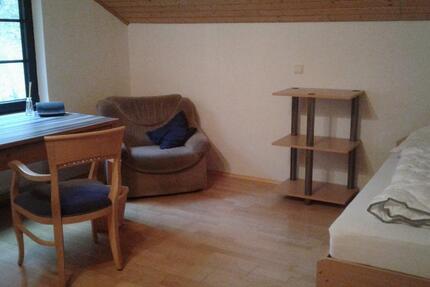 Wohnen auf Zeit Ettringen - 1 Zimmer, 12 m&sup2;, 300&euro; | Angebot:23536950