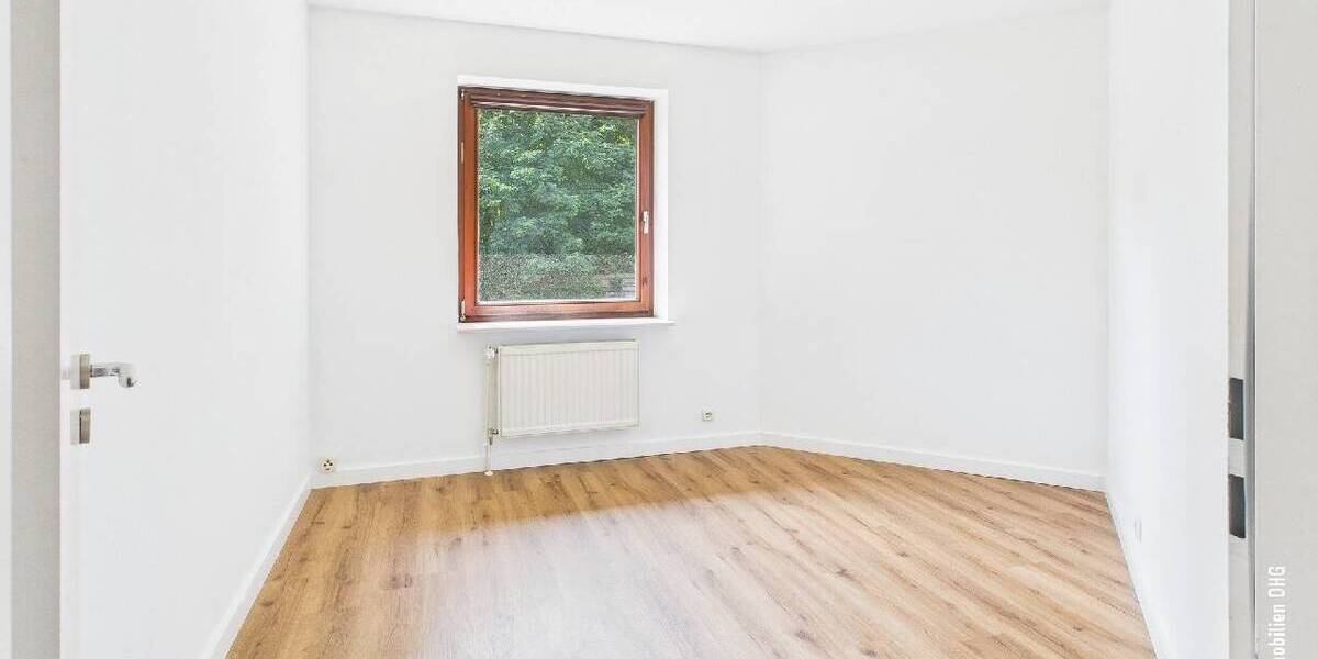 Etagenwohnung Stade Barge - 5 Zimmer, 115 m&sup2;, 1.200&euro; | Angebot:26806621