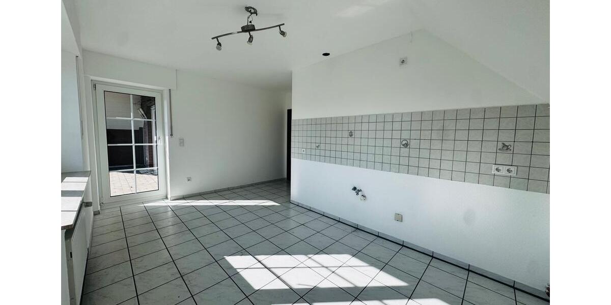 Etagenwohnung Rheda-Wiedenbrück Wiedenbrück - 3 Zimmer, 120 m&sup2;, 1.100&euro; | Angebot:26336436