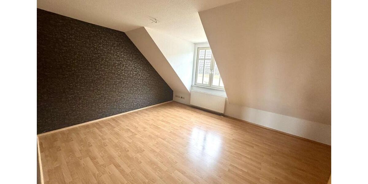 Etagenwohnung Ballenstedt - 2 Zimmer, 82 m&sup2;, 530&euro; | Angebot:24954280