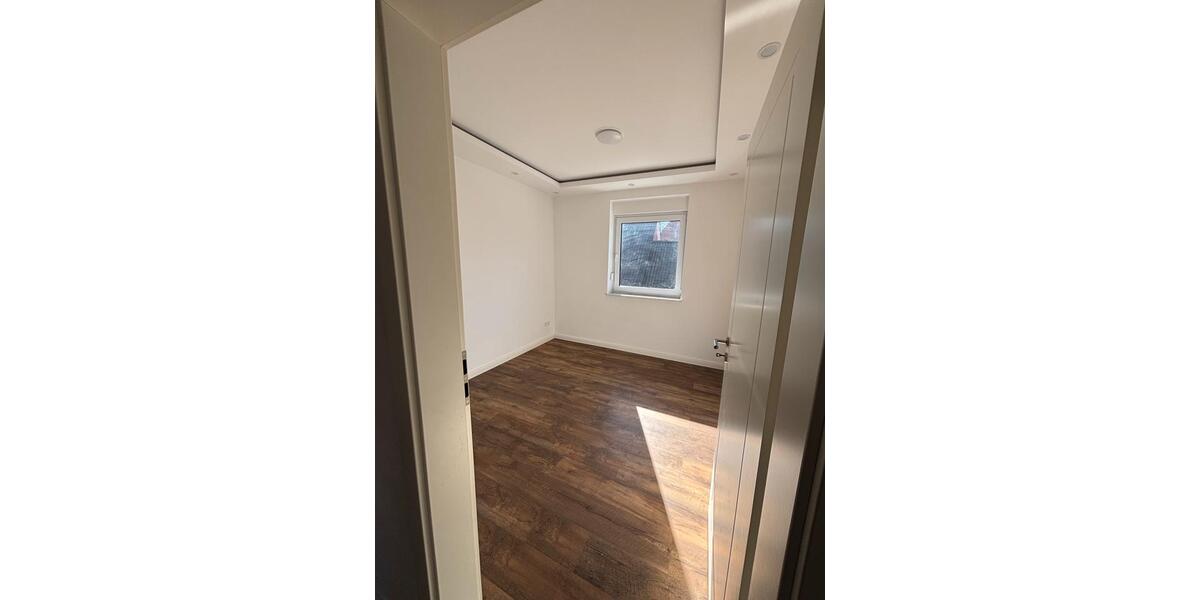 Etagenwohnung Aurich - 4 Zimmer, 105 m&sup2;, 1.050&euro; | Angebot:26067741