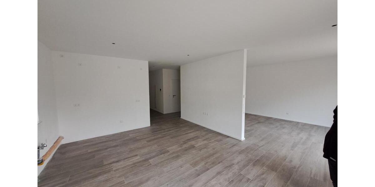 Etagenwohnung Calw - 5 Zimmer, 142 m&sup2;, 1.500&euro; | Angebot:24740437