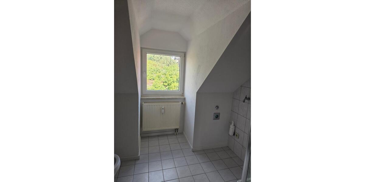 Dachgeschoßwohnung Bebra - 3 Zimmer, 55 m&sup2;, 360&euro; | Angebot:27617530