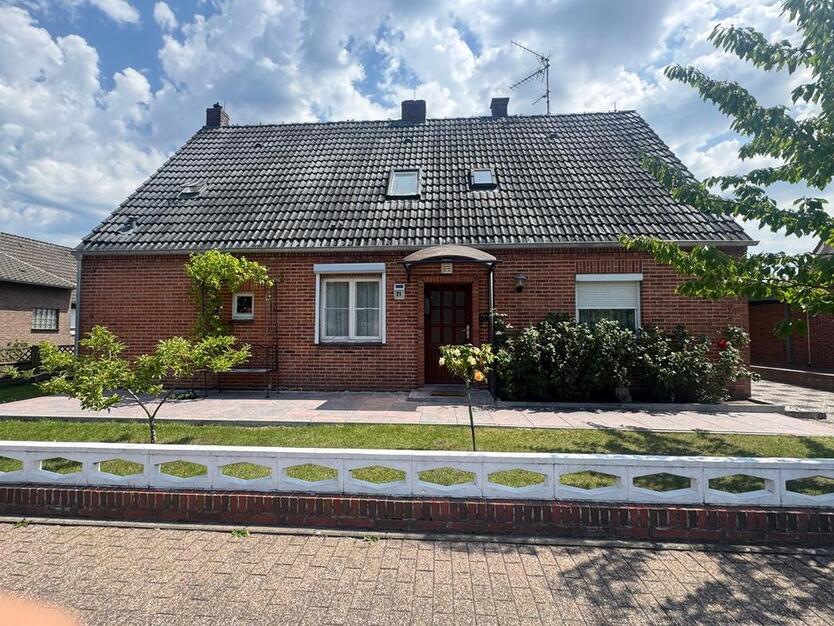 Einfamilienhaus zu vermieten