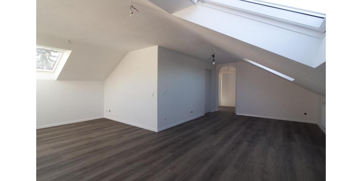 Dachgeschoßwohnung Waiblingen Beinstein - 3 Zimmer, 51 m&sup2;, 800&euro; | Angebot:25048702