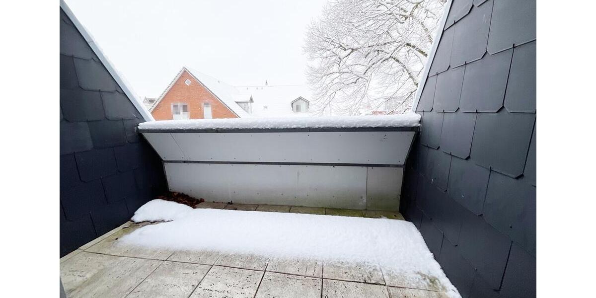 Dachgeschoßwohnung Niebüll - 3 Zimmer, 101 m&sup2;, 945&euro; | Angebot:24429241