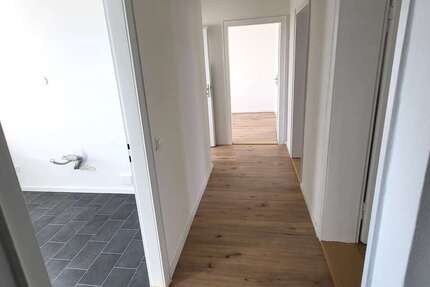 Wohnung Wolfsburg - 3 Zimmer, 61 m&sup2;, 575&euro; | Angebot:25279531