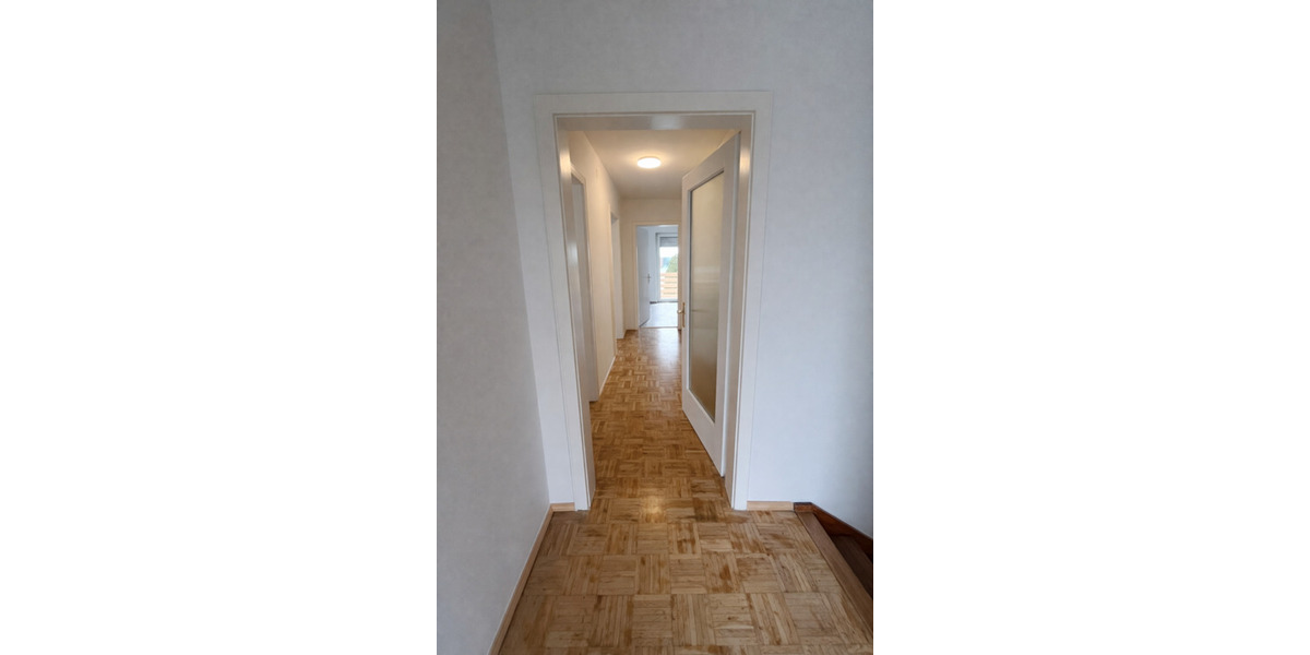 Etagenwohnung Rothenburg ob der Tauber - 5 Zimmer, 220 m&sup2;, 70&euro; | Angebot:25962944