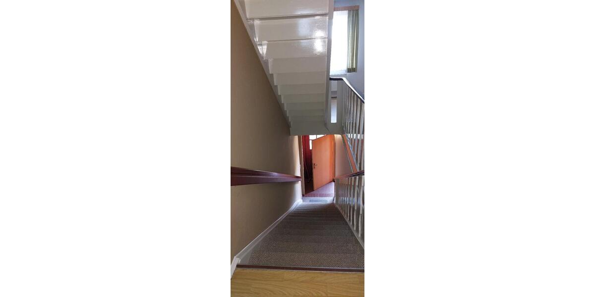 Etagenwohnung Uelzen - 4 Zimmer, 140 m&sup2;, 800&euro; | Angebot:26476295