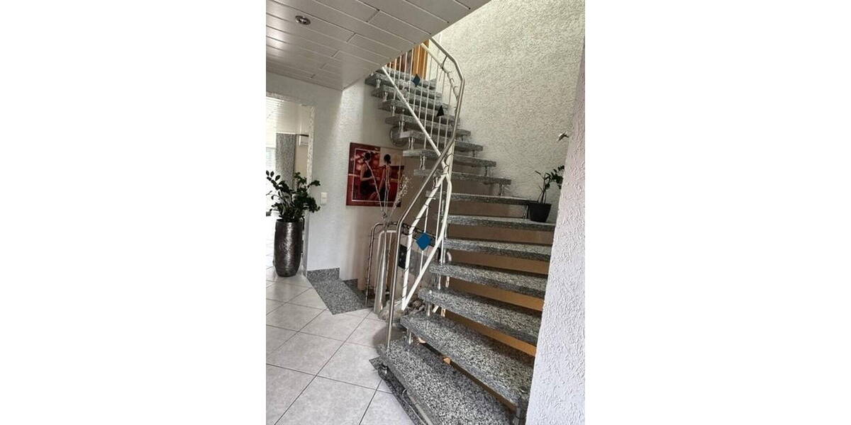 Doppelhaushälfte Wallertheim - 5 Zimmer, 180 m&sup2;, 1.650&euro; | Angebot:26048751