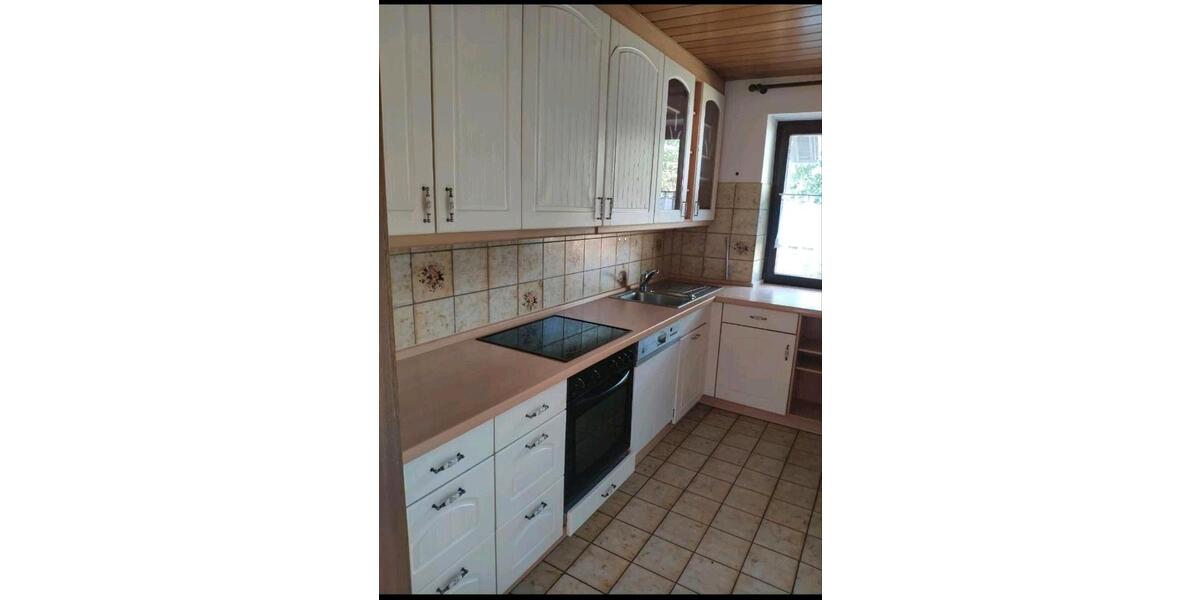 Etagenwohnung Freudenberg - 5 Zimmer, 120 m&sup2;, 820&euro; | Angebot:25922025