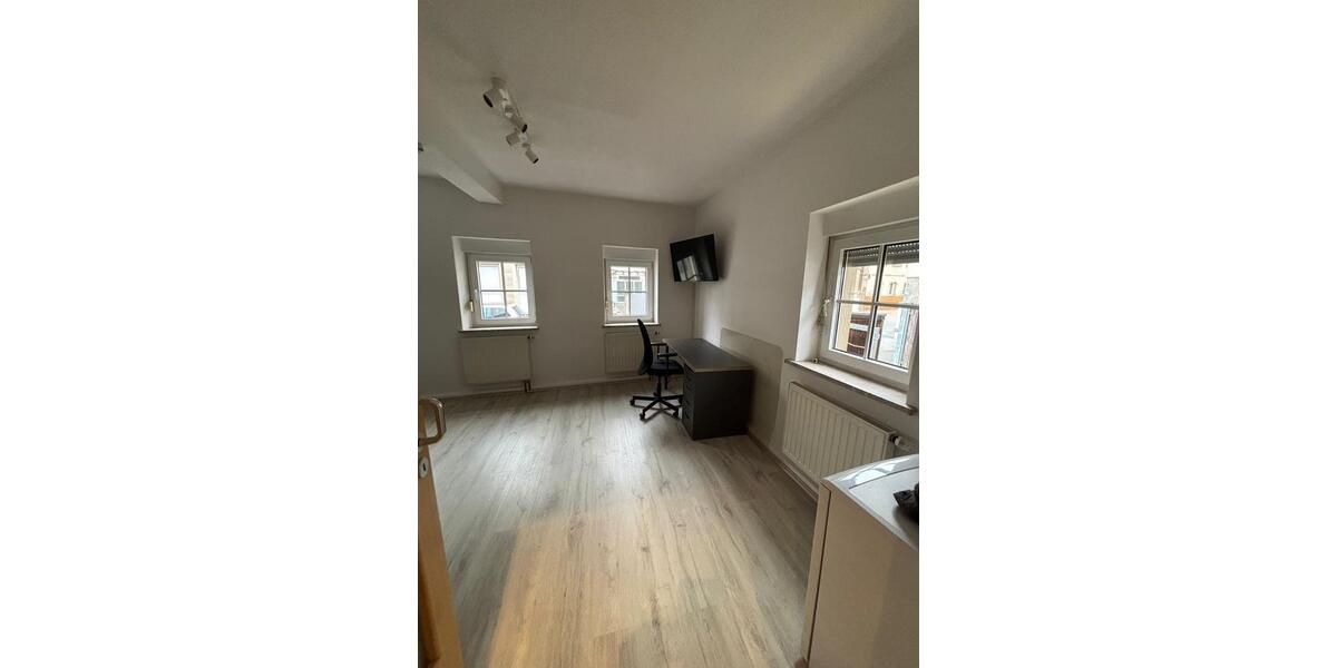 Wohnen auf Zeit Sennfeld - 2 Zimmer, 15 m&sup2;, 490&euro; | Angebot:25986159