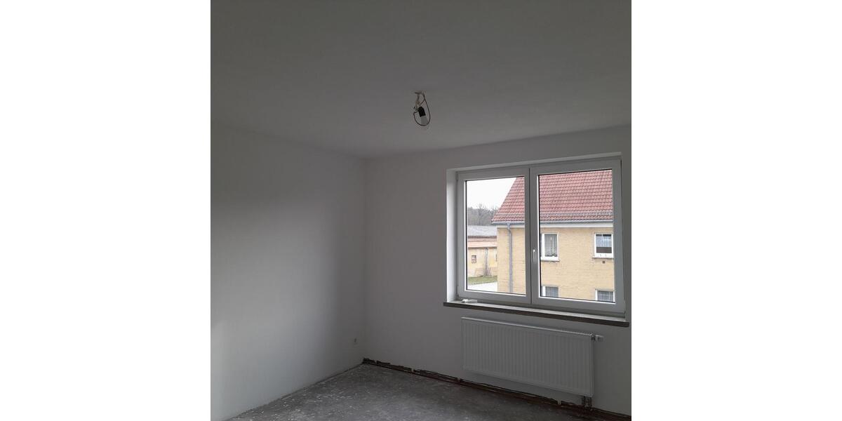 Etagenwohnung Bischofswerda - 1 Zimmer, 33 m&sup2;, 190&euro; | Angebot:25303874