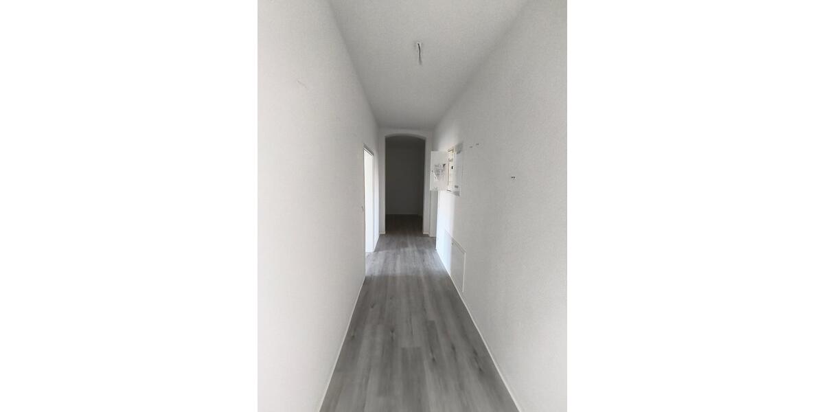 Etagenwohnung Lauta - 4 Zimmer, 136 m&sup2;, 1.090&euro; | Angebot:26458399