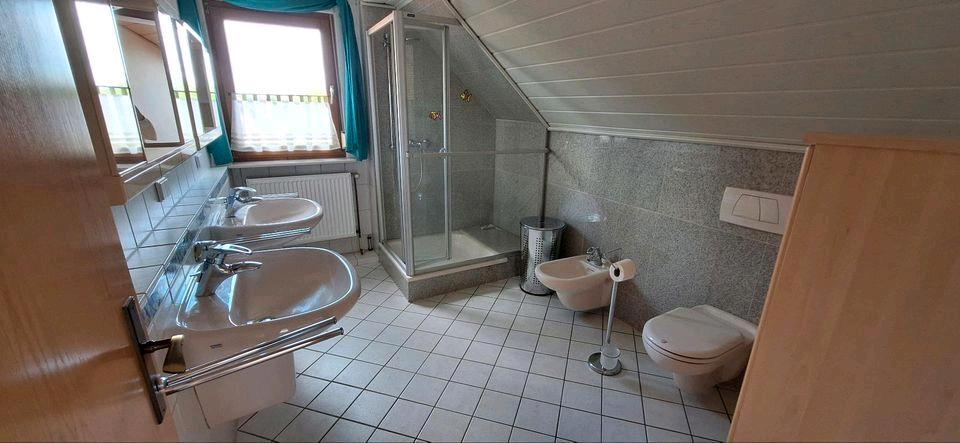 Etagenwohnung Peine - 7 Zimmer, 180 m&sup2;, 1.600&euro; | Angebot:26613104
