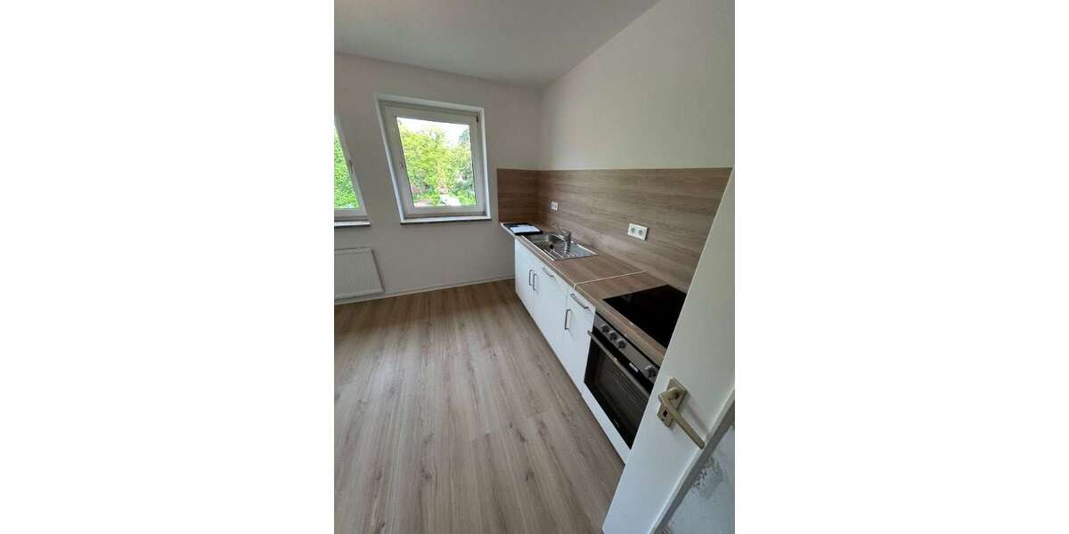 Etagenwohnung Neumünster Innenstadt - 2 Zimmer, 67 m&sup2;, 459&euro; | Angebot:26733562
