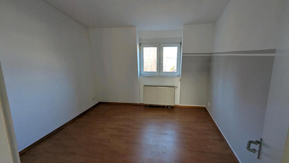 Dachgeschoßwohnung Darmstadt Arheilgen - 3 Zimmer, 101 m&sup2;, 1.250&euro; | Angebot:24708204