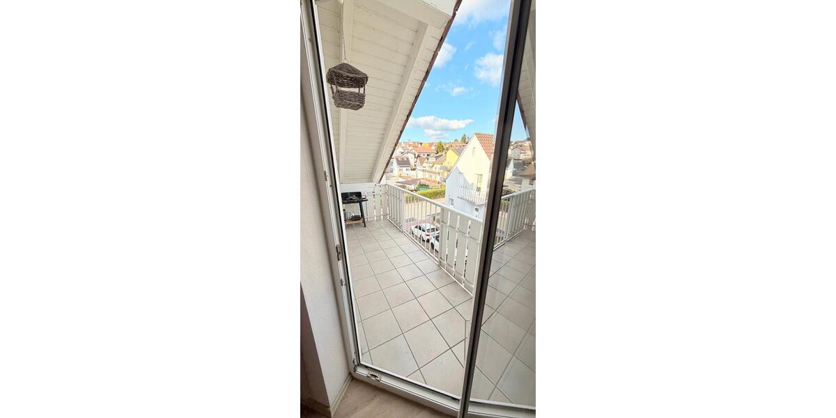 Dachgeschoßwohnung Erbach - 2 Zimmer, 58 m&sup2;, 860&euro; | Angebot:26241355