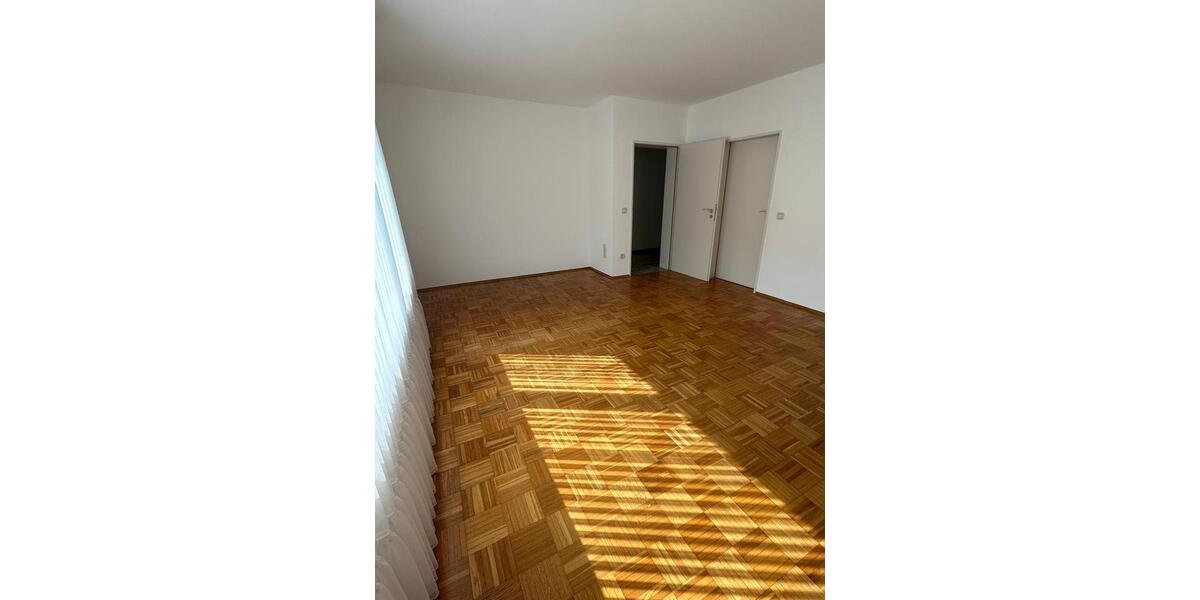 Etagenwohnung Halsenbach - 6 Zimmer, 165 m&sup2;, 990&euro; | Angebot:25755116