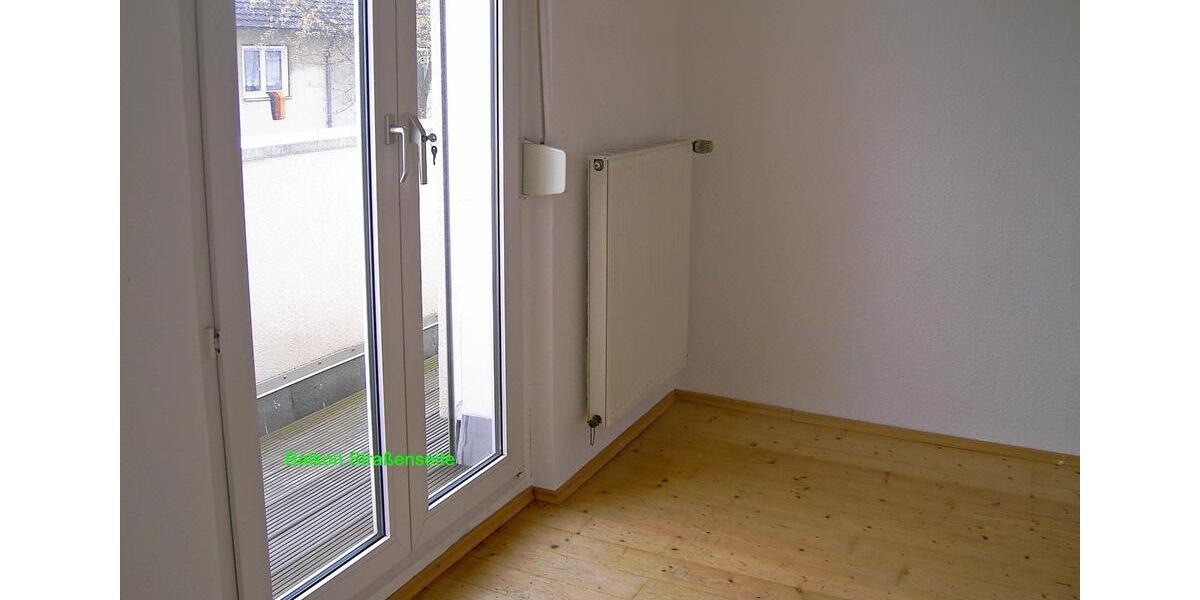 Etagenwohnung Köln Kalk - 3 Zimmer, 79 m&sup2;, 1.350&euro; | Angebot:26600489