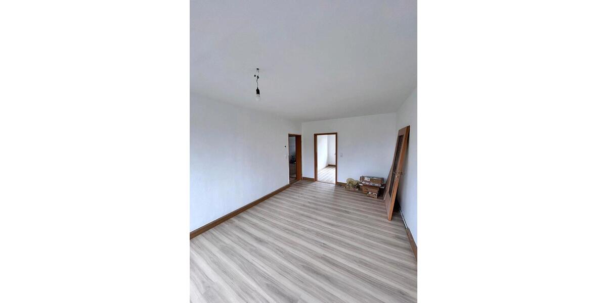Etagenwohnung Neustadt an der Orla - 3 Zimmer, 70 m&sup2;, 390&euro; | Angebot:26580708