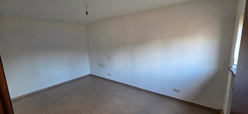 Erdgeschoßwohnung Völklingen - 2 Zimmer, 50 m&sup2;, 420&euro; | Angebot:25962023