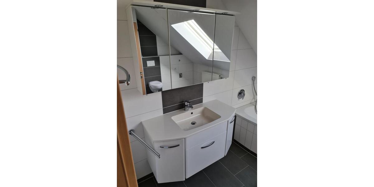 Dachgeschoßwohnung Melsungen - 3 Zimmer, 80 m&sup2;, 750&euro; | Angebot:25589192