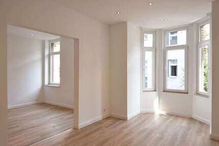 Wohnung zum Mieten in Krefeld 895 € 80.66 m²