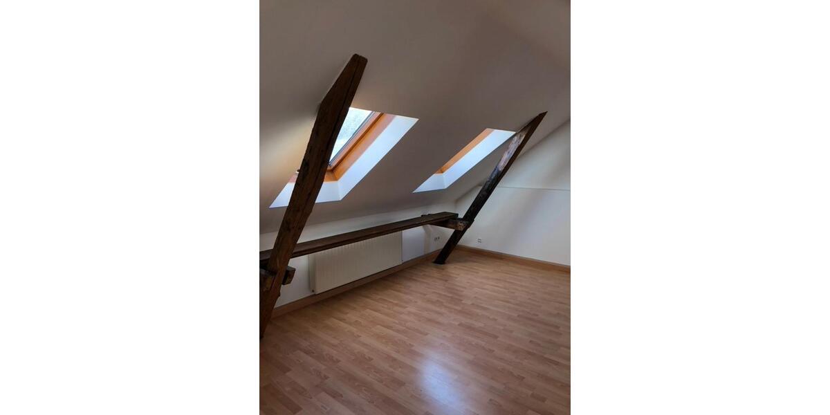 Dachgeschoßwohnung Meiningen - 3 Zimmer, 79 m&sup2;, 550&euro; | Angebot:24863020