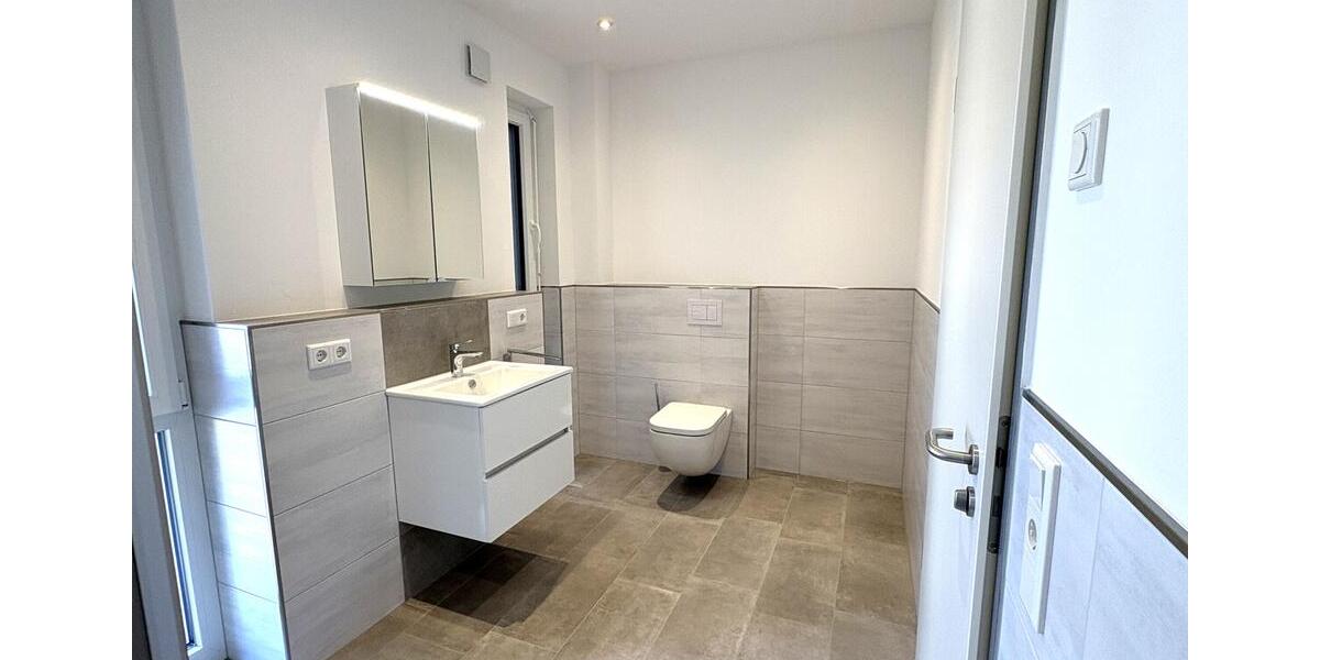 Etagenwohnung Saterland - 3 Zimmer, 130 m&sup2;, 1.310&euro; | Angebot:26453915