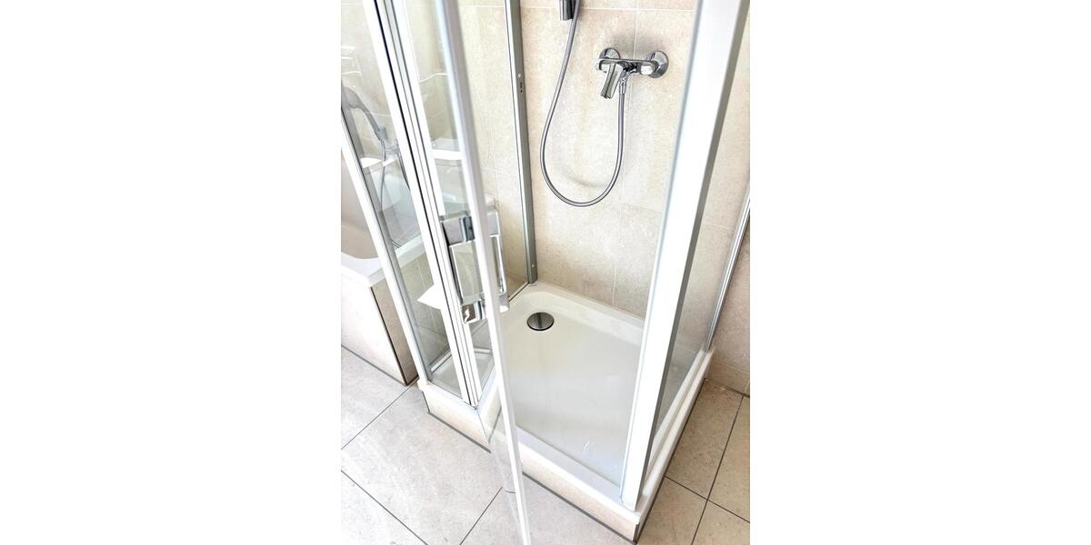 Top-Lage, renoviert: 2-Zimmer-Wohnung mit neuem Bad 2 zimmer