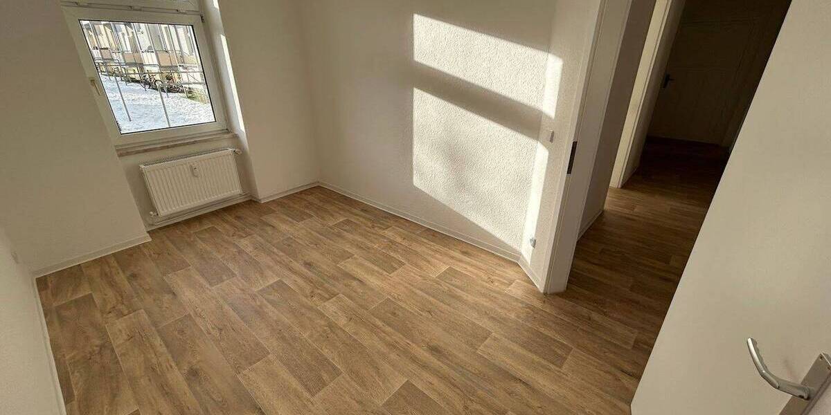 Etagenwohnung Magdeburg Sudenburg - 3 Zimmer, 63 m&sup2;, 423&euro; | Angebot:25970192