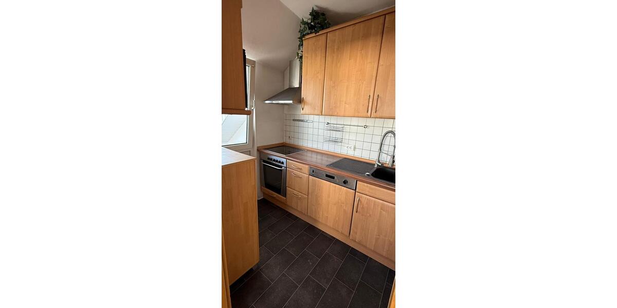 Dachgeschoßwohnung Großwallstadt - 2 Zimmer, 60 m&sup2;, 750&euro; | Angebot:26019894