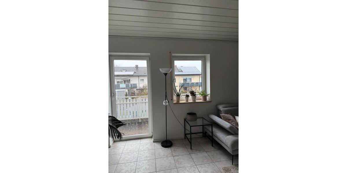 3 Zimmer Wohnung mit Balkon in Grafenrheinfeld zu vermieten 3 zimmer