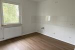 **FRISCH SANIERT**HELLE RÄUME UND RUHIGER WOHNGEGEND!** zimmer